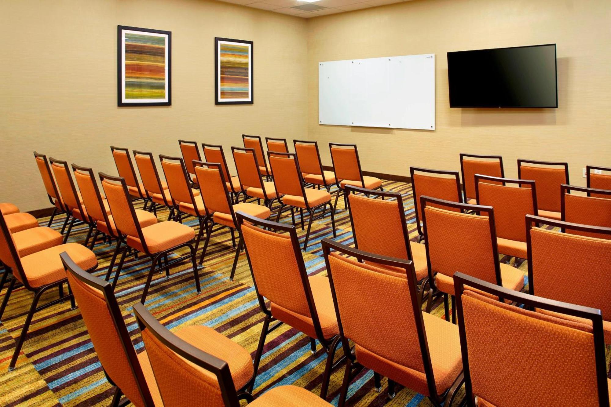 Fairfield By Marriott Inn & Suites Wheeling At The Highlands Triadelphia エクステリア 写真